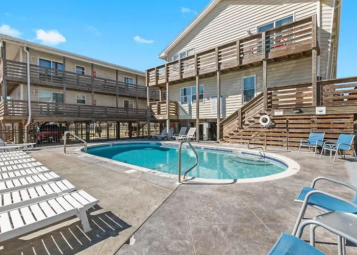 Holiday home 2br W Pool Access And Walk To Hangout Gulf Shores